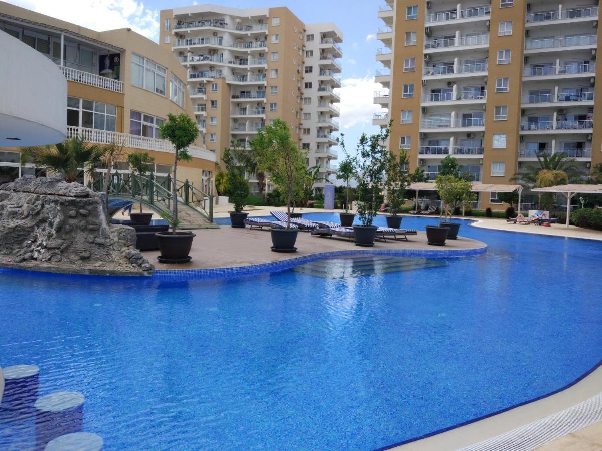 Blue Apartment In 5* Ceasar Resort Trikomo Exteriör bild